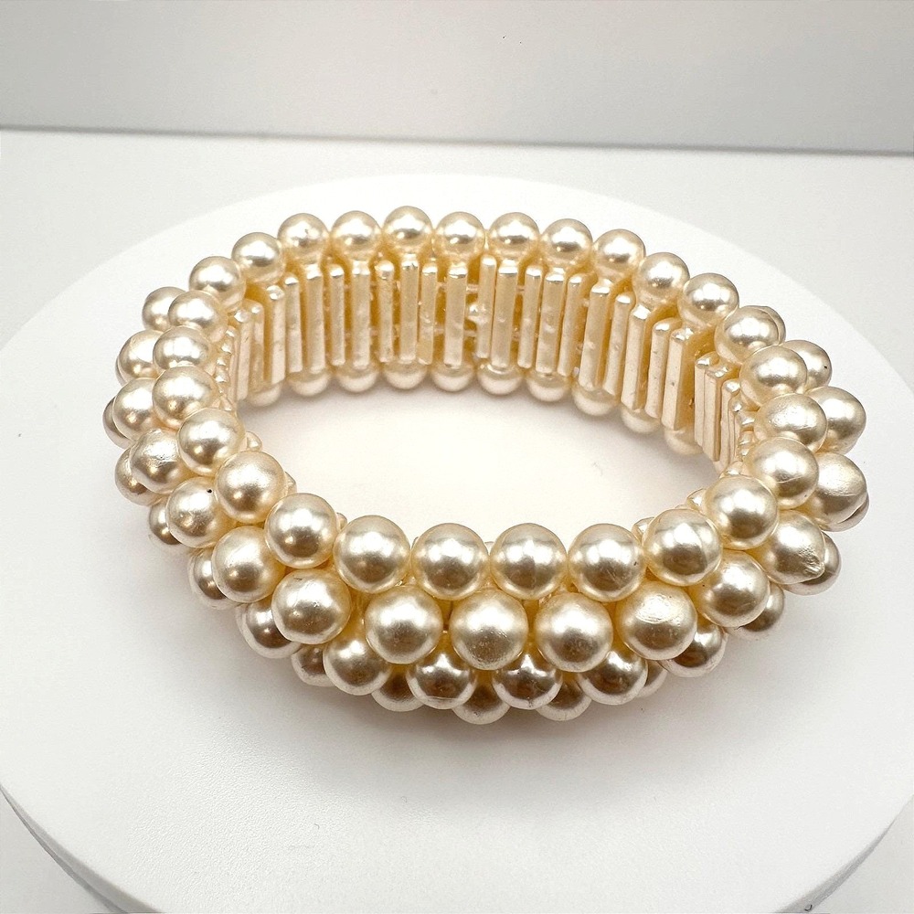 Vintage 90s Cream Faux Pearl TripleRow Beaded Stretch Expansion Bracelet Jewelry
